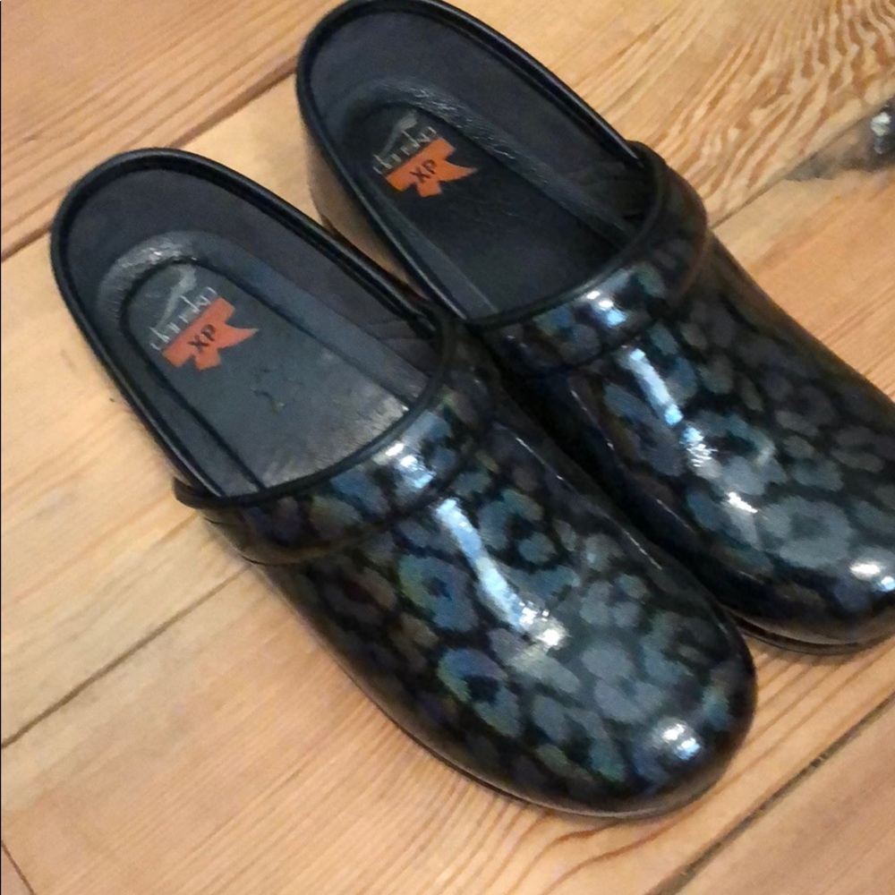 Danscos Size 8.